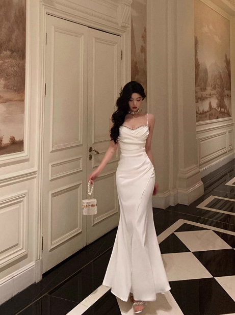 Cute Mermaid Spaghetti Straps White Sleeveless 18th Birthday Dress Party Gown Birthday Outfits For Women DP604