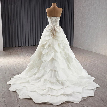 Luxury Ball Gown Wedding Dresses Sleeveless Strapless Sequin Wedding Dress With Train DP610