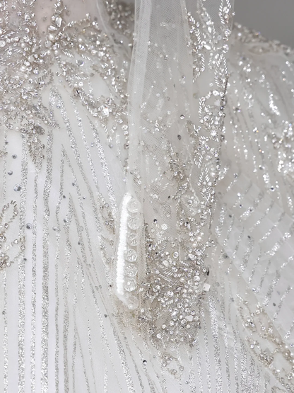 Unique Bridal Gown Ball Gown High Neckline Long Sleeves White Lace Wedding Dresses Bridal Gowns DP667