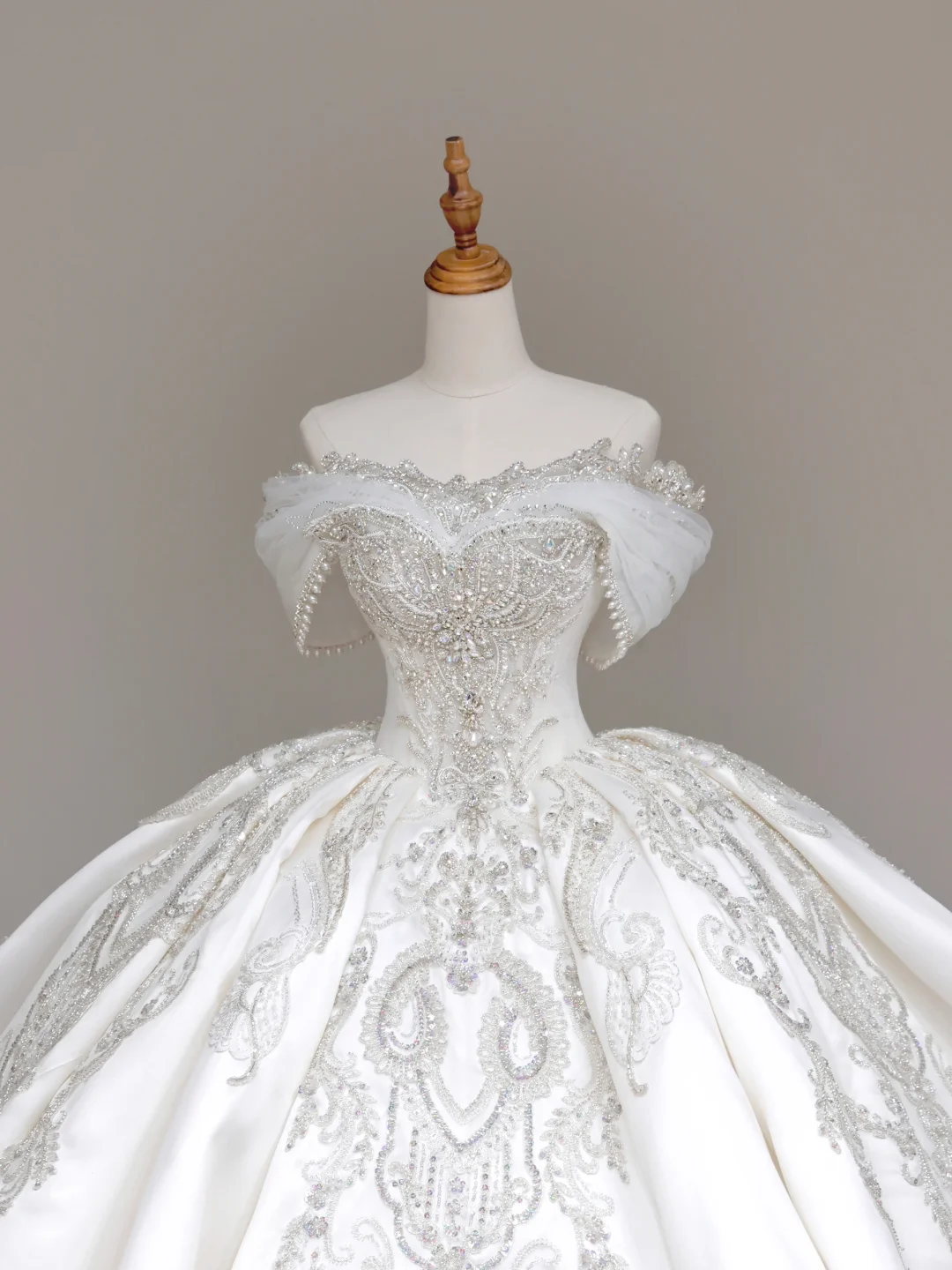 Classy Elegant Ball Gown Off The Shoulder Sequin White Short Sleeves Wedding Dress Brides Dress DP699