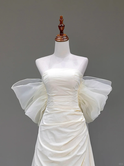 Unique Bridal Gown A line Strapless Satin Ivory Wedding Dresses Minimalist Bridal Gowns DP788