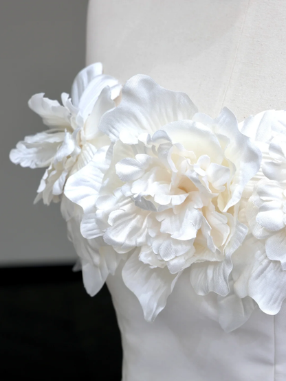 Unique Bridal Gown A line Strapless Satin White Wedding Dresses Minimalist Bridal Gowns DP796