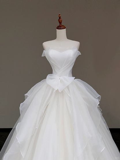 Unique Bridal Gown Ball Gown Strapless Tulle White Wedding Dresses Minimalist Bridal Gowns DP798