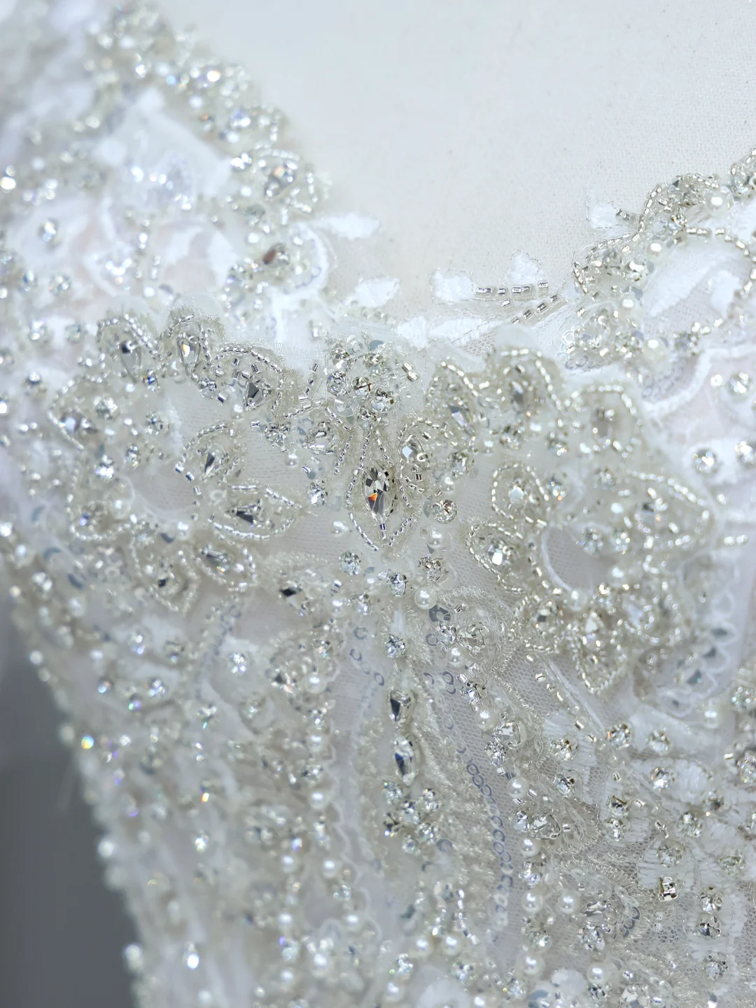 Princess Bridal Gown Ball Gown Sweetheart Short Sleeves White Sequin Wedding Dresses Bridal Gowns DP812