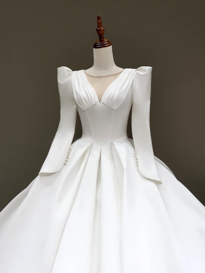 Princess Bridal Gown Ball Gown Scoop Satin White Pearls Wedding Dresses With Bow-knot Bridal Gowns DP819