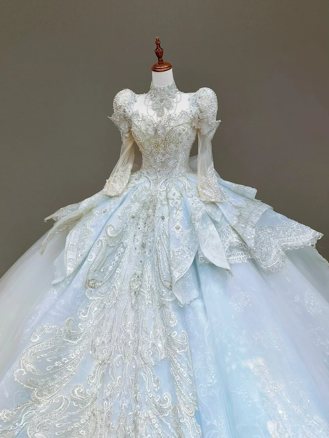 Princess Bridal Gown Ball Gown High Neckline Blue Sequin Beads Wedding Dresses Winter Bridal Gowns DP837