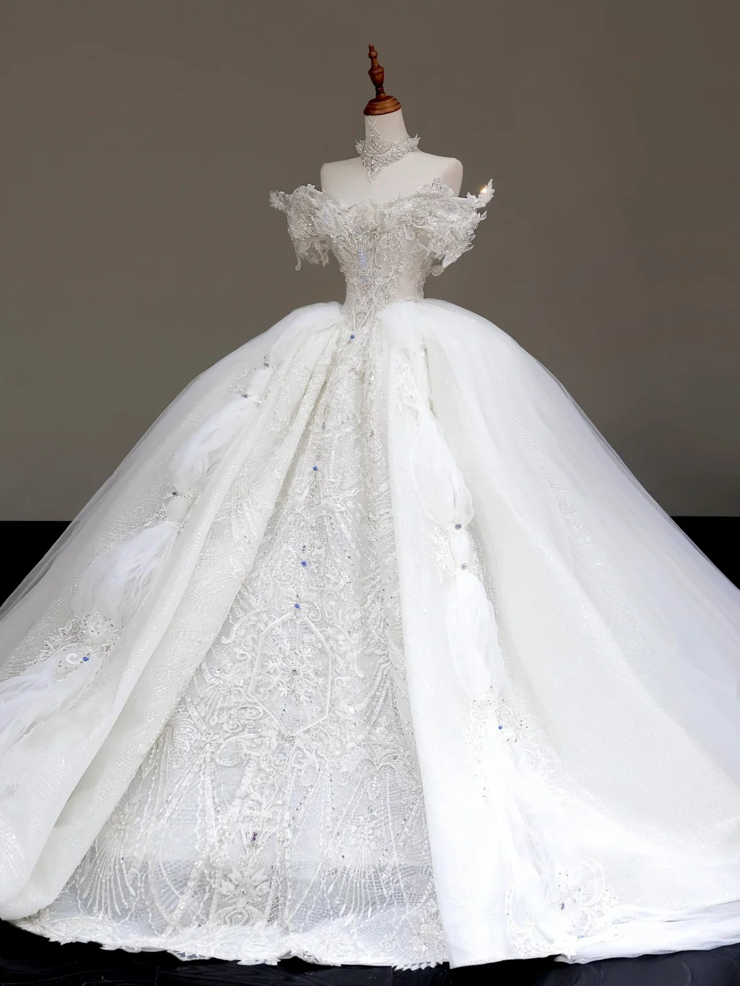 Classy Elegant Ball Gown Off The Shoulder Sequin White Short Sleeves Wedding Dress Brides Dress DP832