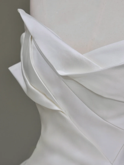 Timeless Bridal Gown Ball Gown Sweetheart White Satin Wedding Dresses Bridal Gowns DP833