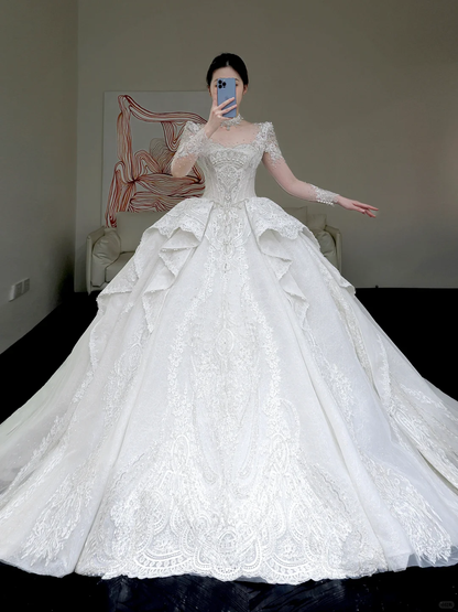 Princess Bridal Gown Ball Gown Scoop Neckline White Sequin Beads Wedding Dresses Winter Bridal Gowns DP859