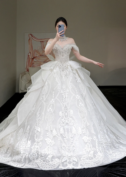 Princess Bridal Gown Ball Gown Off The Shoulder White Sequin Beads Wedding Dresses Winter Bridal Gowns DP863