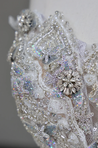 Princess Bridal Gown Ball Gown Strapless White Sequin Beads Wedding Dresses Winter Bridal Gowns DP878