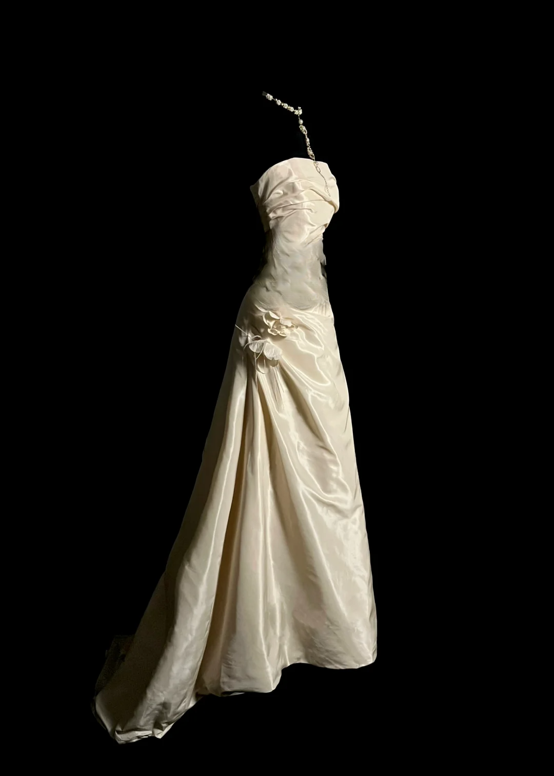 Pretty Wedding Dress Ball Gown Strapless Ivory Satin Vintage Wedding Dresses Bridal Gowns DP921