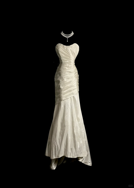Vintage Bridal Gown Mermaid Sweetheart Ivory Floor Length Wedding Dresses Minimalist Bridal Gowns DP933