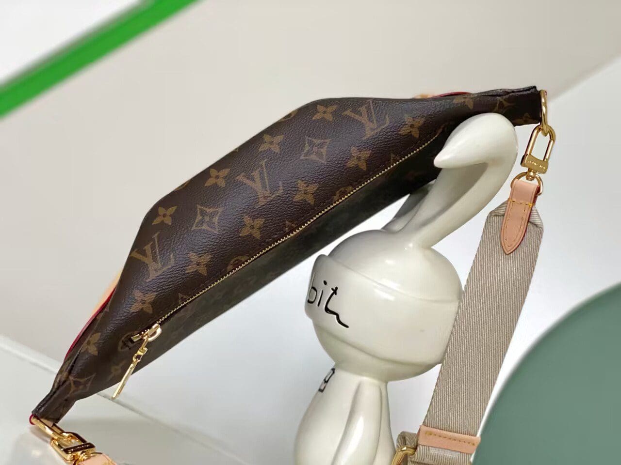 Louis Vuitton M46784 High Rise