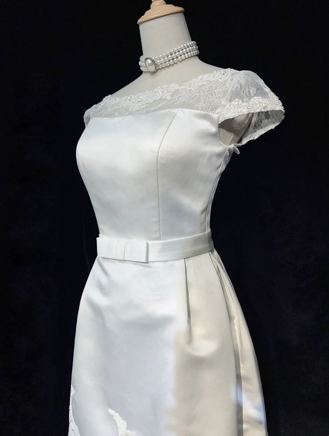 Modest Wedding Dress Sheath Scoop Neck Short Sleeves Summer Lace Wedding Dresses Bride Dress Bridal Gowns DH1440