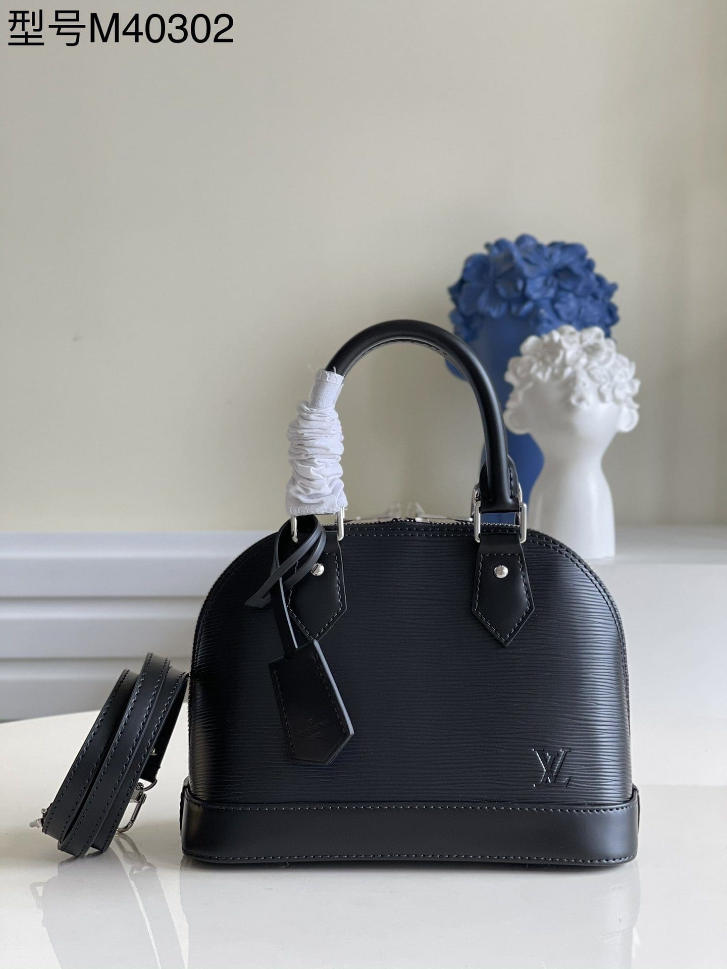 Louis Vuitton Alma PM M40302