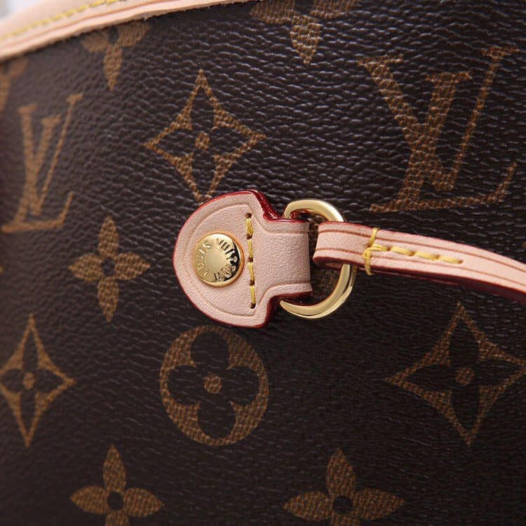 Louis Vuitton Neverfull MM Tote M40995