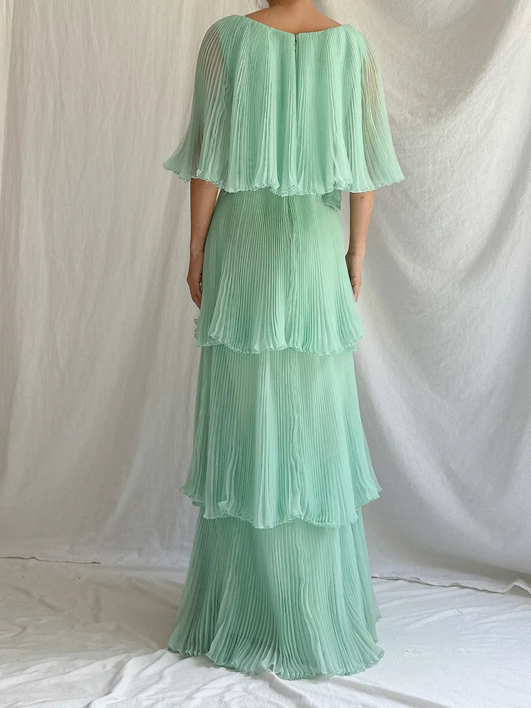 Green Layered Chiffon A Line V Neck Simple Long Party Dress Evening Dress 18 Birthday Dress SH3626