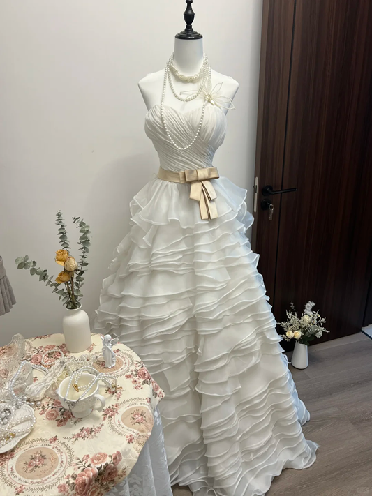 Vintage A Line Sweetheart Neck Layered White Chiffon Long Prom Dress Wedding Dress SH3031