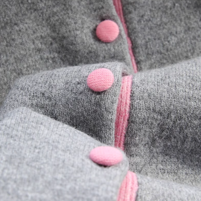 Contrast color crew neck knitted cardigan ED01019