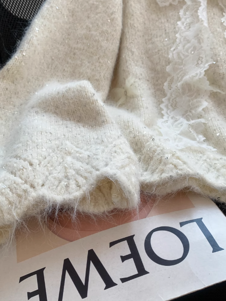 Gentle and sweet lace bow sequined V-neck sweater ED01026