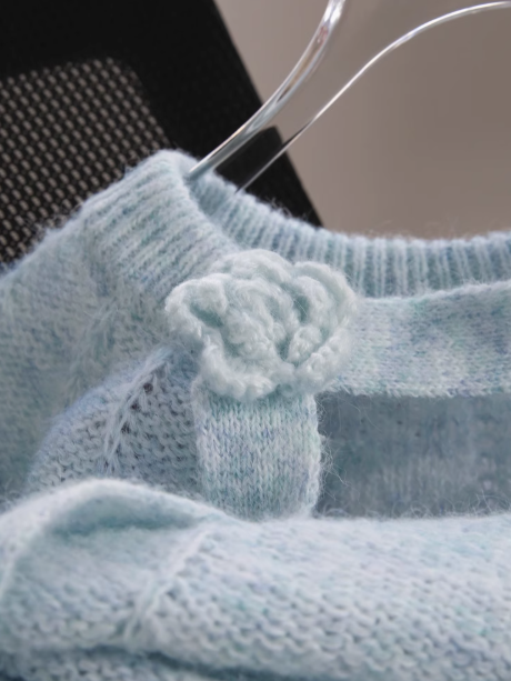 Gentle ribbon design knitted sweater ED01027