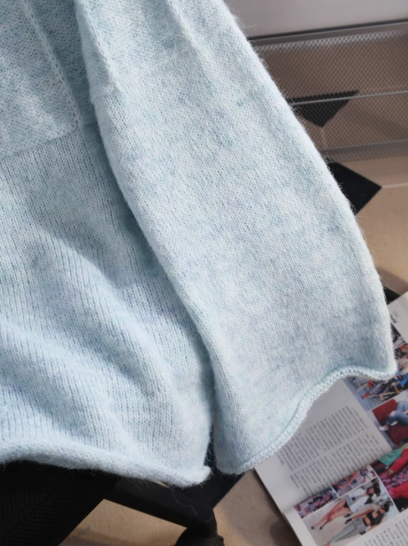 Gentle ribbon design knitted sweater ED01027