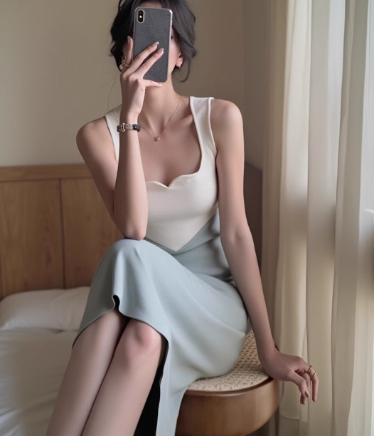 French retro contrast color splicing V-neck knitted dress women's autumn and winter temperament slim bottoming hip suspender skirt ED0102