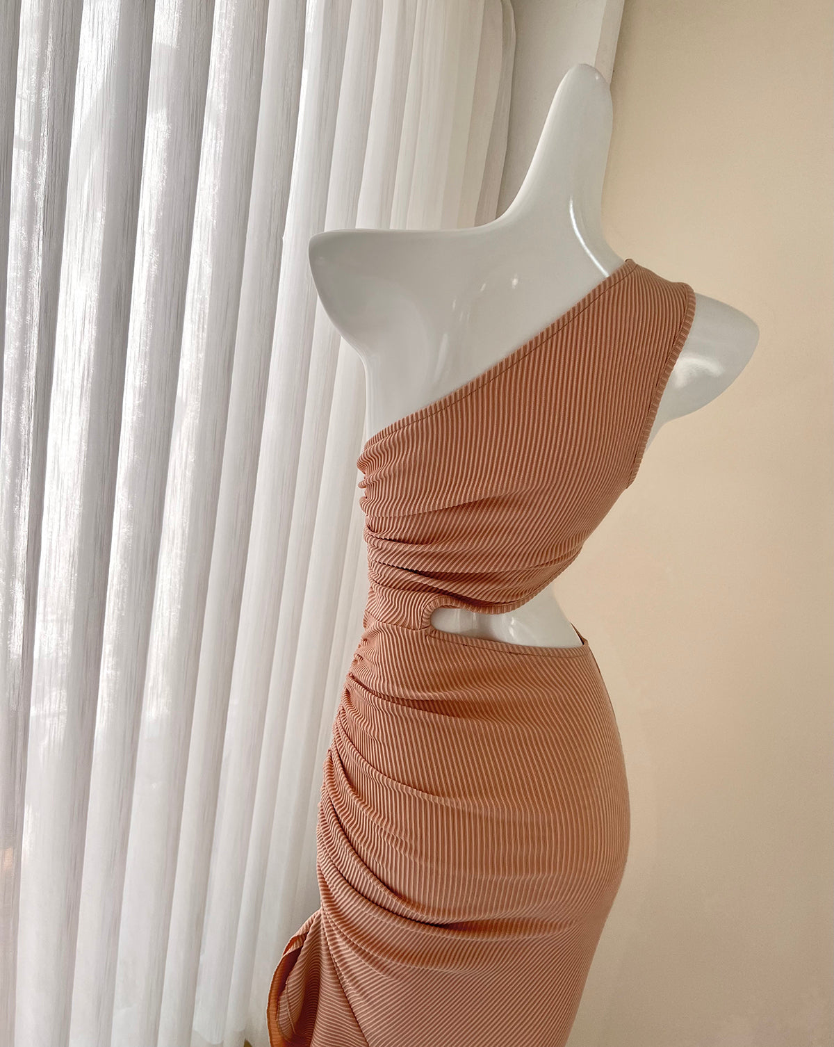 One-shoulder sleeveless dress with ruffled slits  ED01045