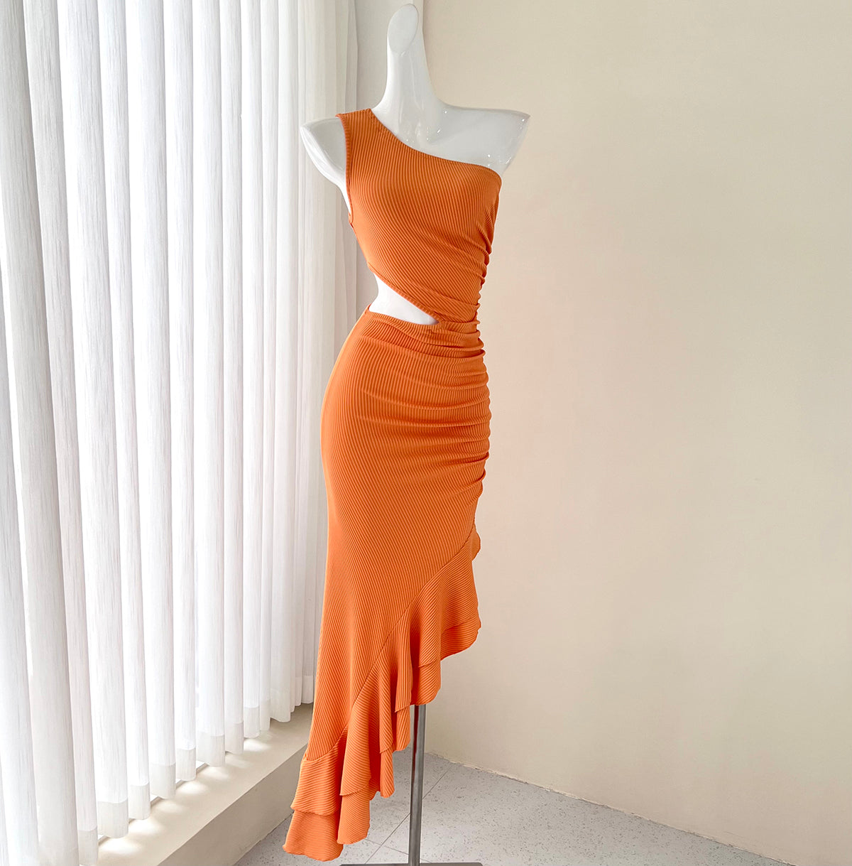 One-shoulder sleeveless dress with ruffled slits  ED01045