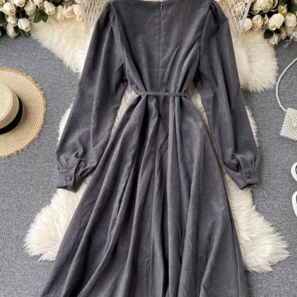 Retro Round Neck Long Sleeve Dress  ED0104