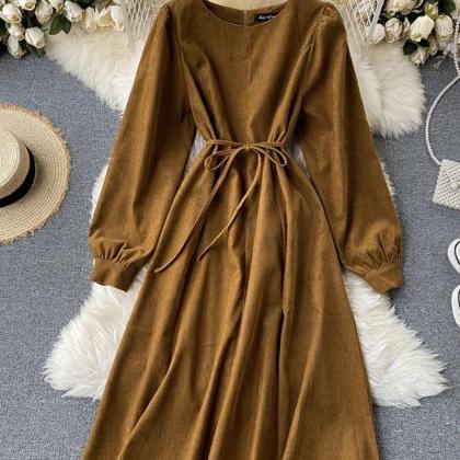Retro Round Neck Long Sleeve Dress  ED0104