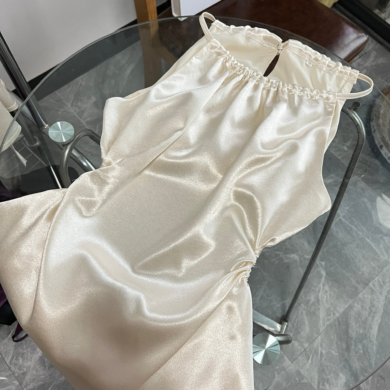 American style waist-baring halter neck pleated dress  ED01051