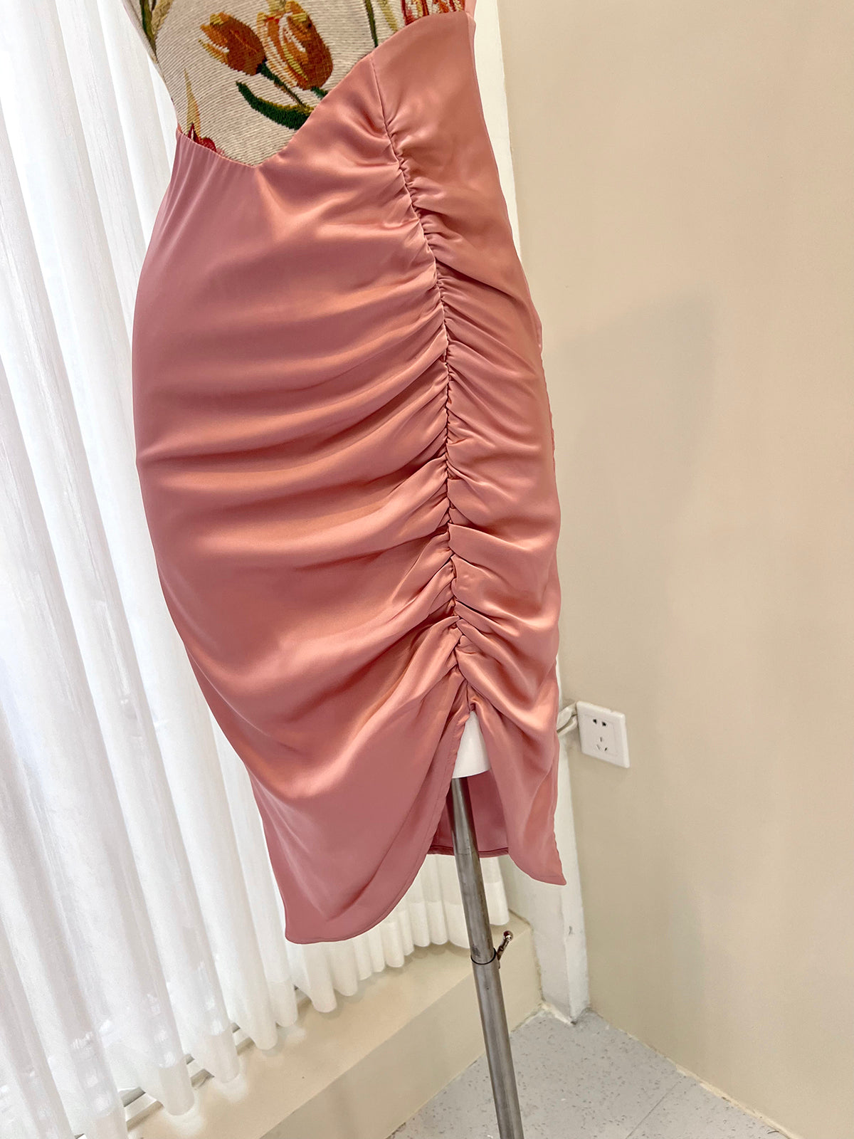 Red waist printed satin suspender dress ED01052