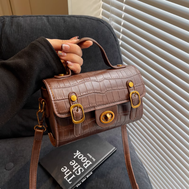 Retro fashion handbag square bag shoulder messenger bag ED01088