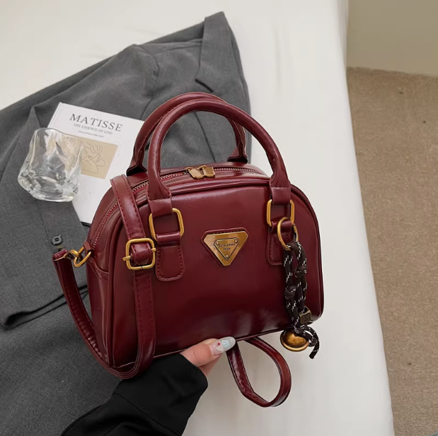 Simple and fashionable all-match handbag shoulder messenger bag ED01090