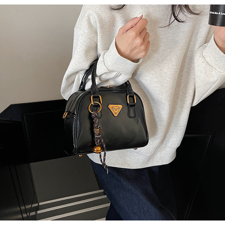 Simple and fashionable all-match handbag shoulder messenger bag ED01090