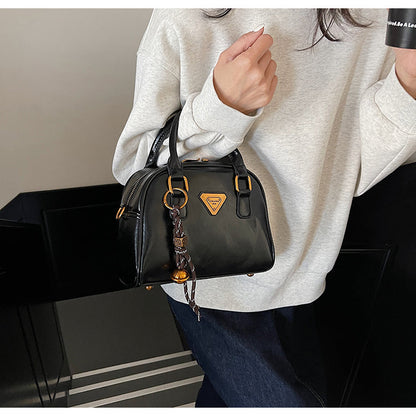 Simple and fashionable all-match handbag shoulder messenger bag ED01090