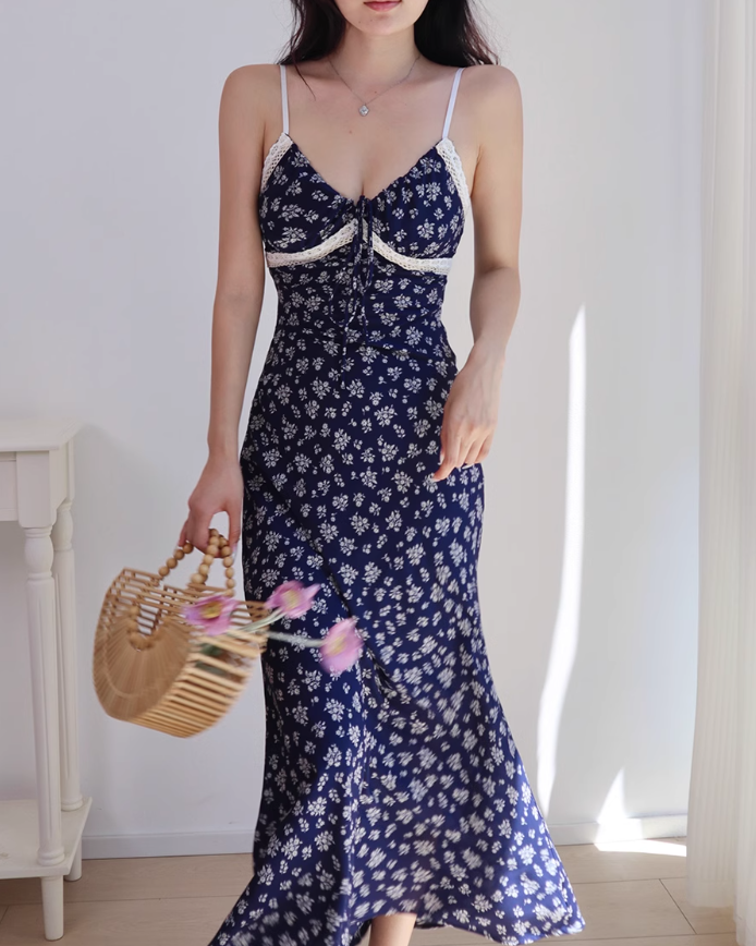 French V-neck navy blue floral retro lace suspender long skirt ED01125