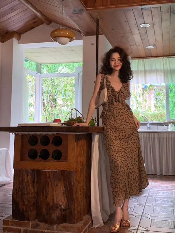 French retro leopard print v-neck sling ruffle summer slim fit chiffon long skirt for women ED0114