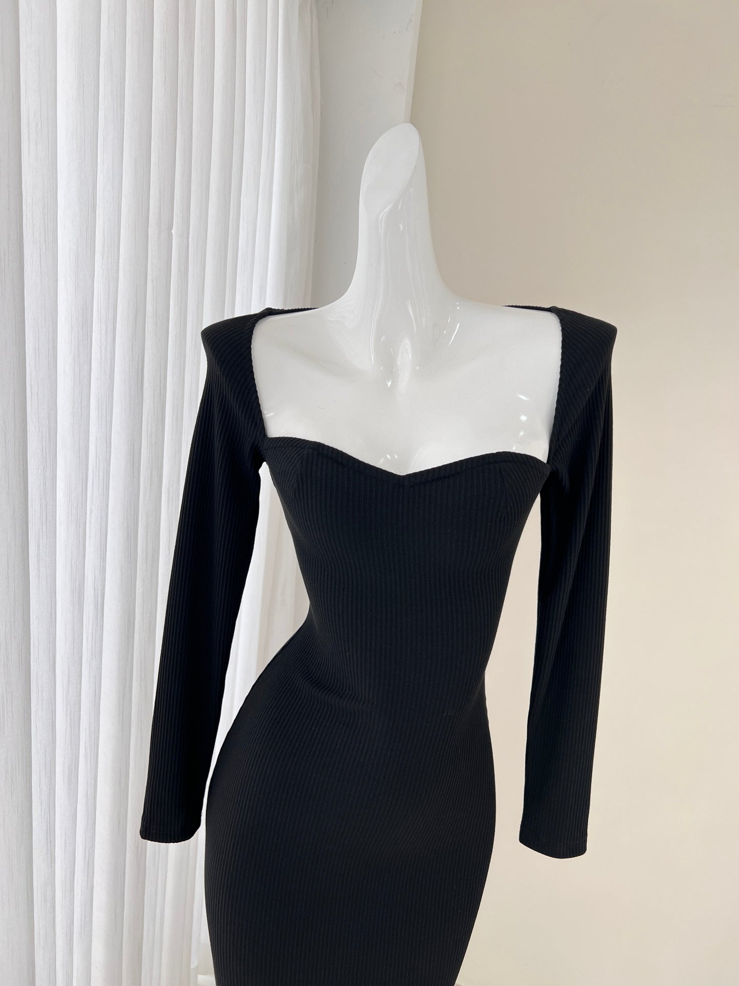 Elegant black long sleeve dress, birthday dress ED01184