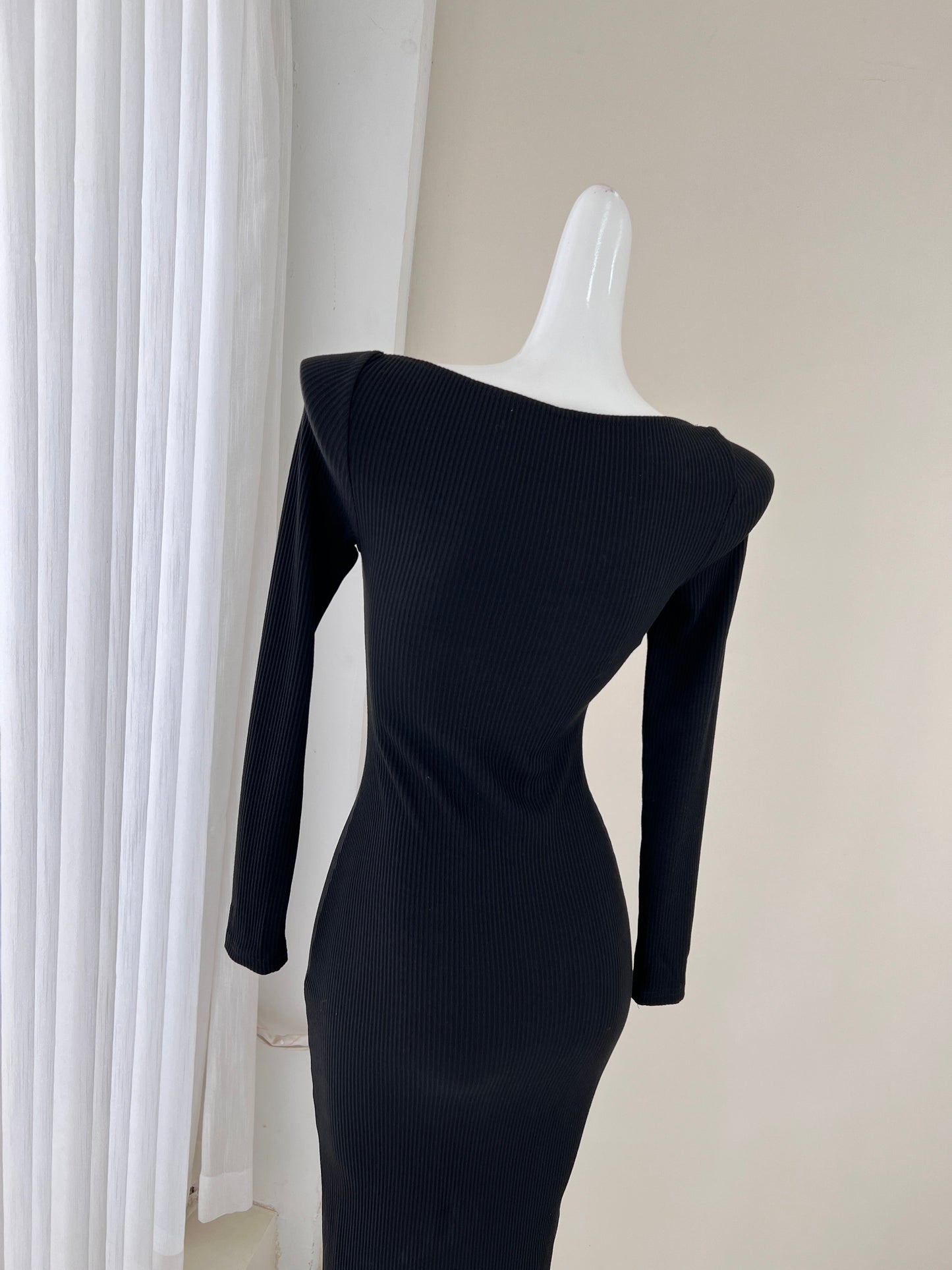 Elegant black long sleeve dress, birthday dress ED01184