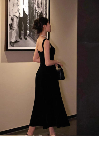 French Retro Burgundy A-Line Square Neck Velvet Dress for Birthday&Graduation ED01193