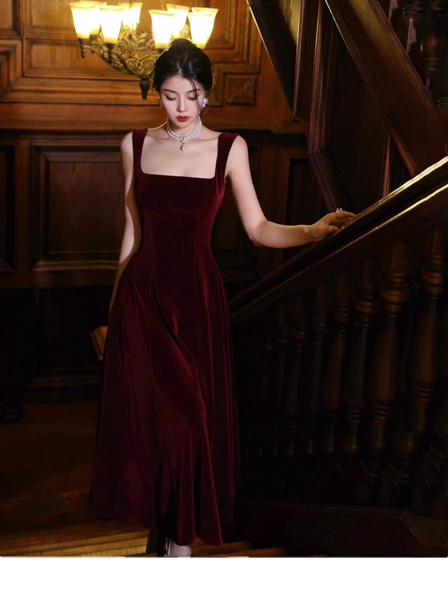 French Retro Burgundy A-Line Square Neck Velvet Dress for Birthday&Graduation ED01193