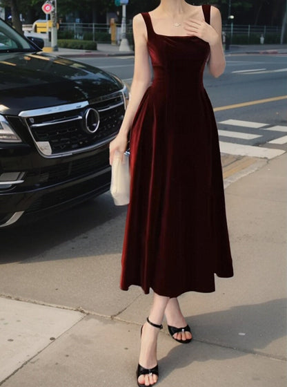 French Retro Burgundy A-Line Square Neck Velvet Dress for Birthday&Graduation ED01193