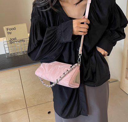 Korean fashion shoulder messenger bag niche design triangle bag ED01300