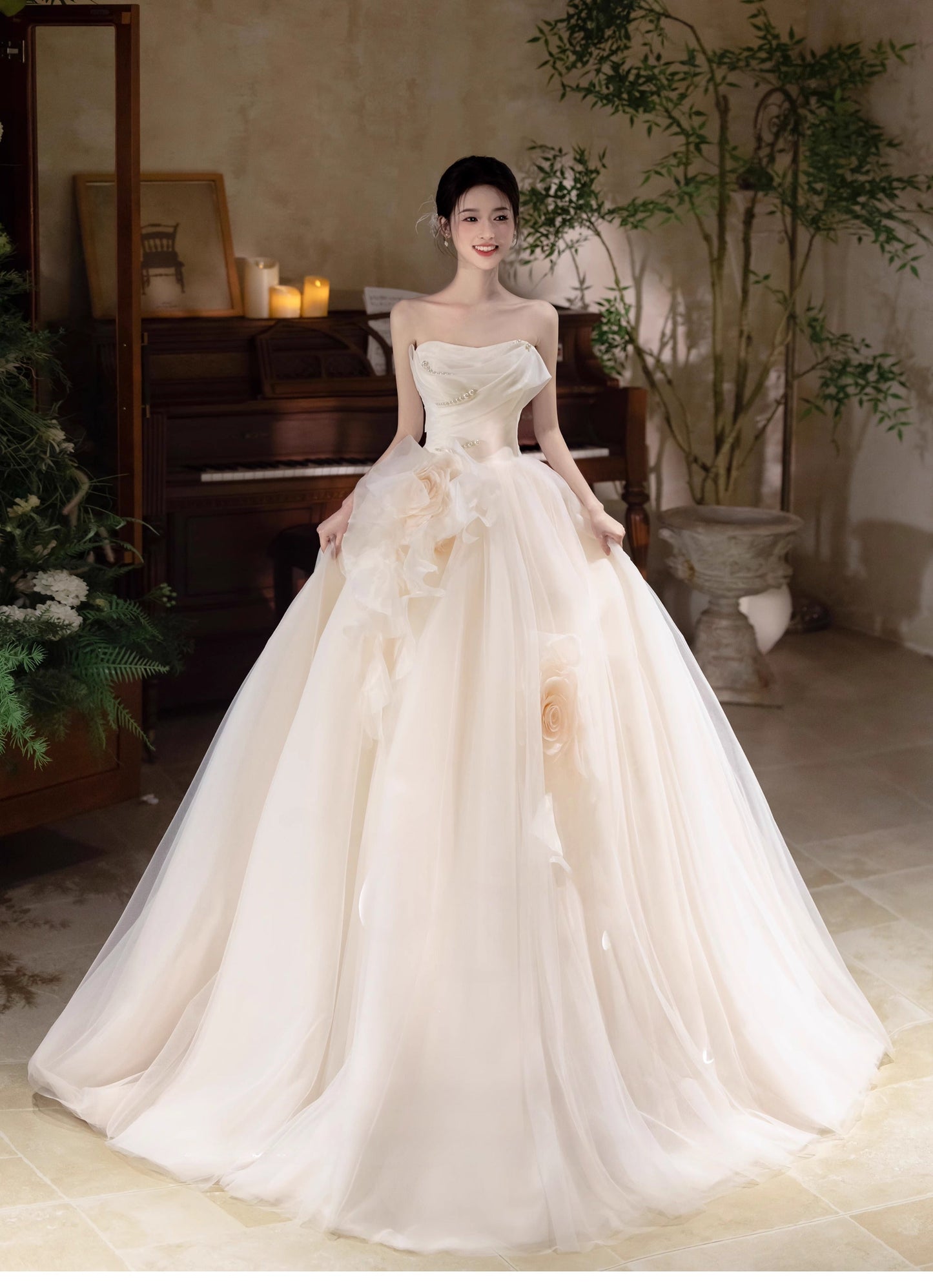 Light Champagne A-Line Strapless Tulle Wedding Dress，Gentle Beaded Long Prom Dress ED01352