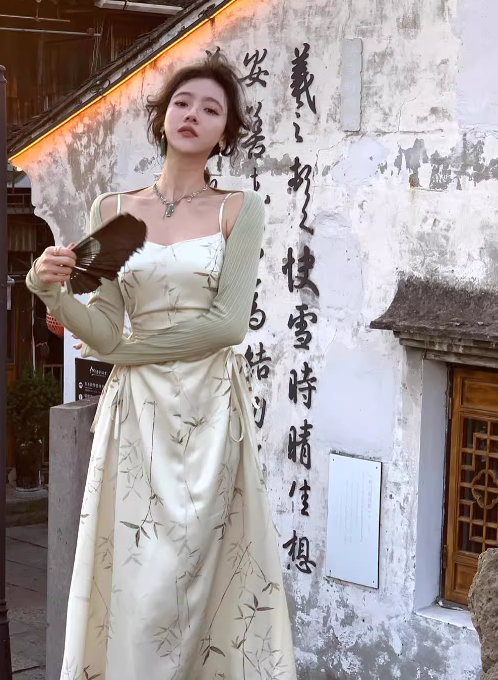 New Chinese style suspender satin pleated waist gentle temperament long skirt  ED0136