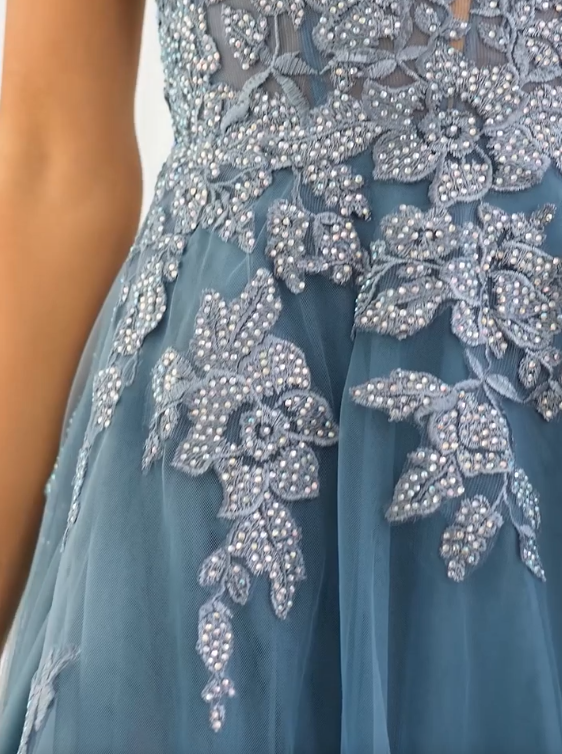 Sage A-line Spaghetti Strap Tulle Long Prom Dress Applique V-neck Party Dress ED01380