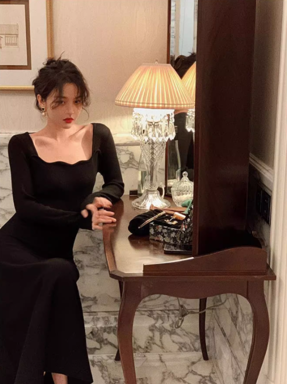 French retro square collar wave edge long sleeves mid-length knitted women's dress ED0139